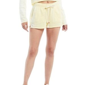 WildFox Broken Dreams Shorts Yellow Sz L